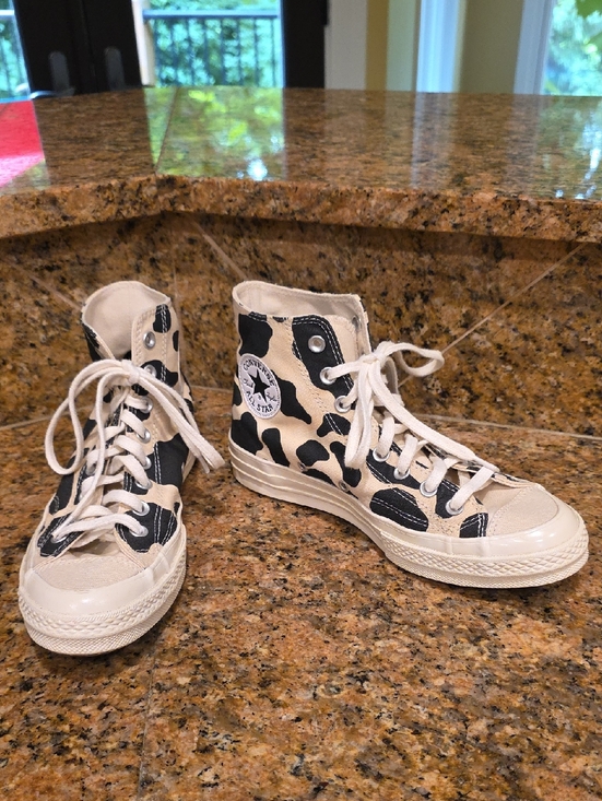 Converse All Stars Shoes - Converse Chuck Taylor All Star 70 Hi Cow Print - M7/W9